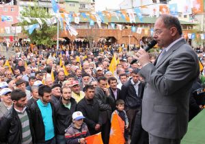 Akdağ a övgü yağıyor